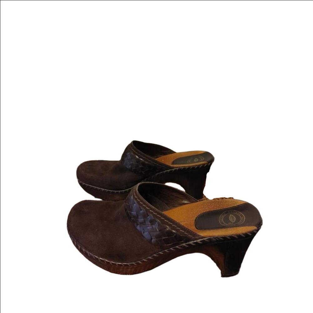 Nurture Freeman Suede Mules Size 7.5
